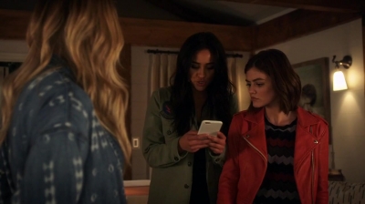 Pretty_Little_Liars_S07E03_WEB-DL_720p_DUAL_WWW_COMANDOTORRENTS_COM_2169.jpg