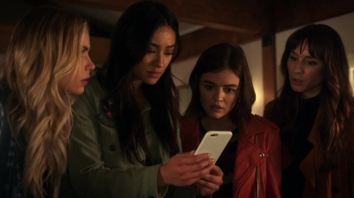 Pretty_Little_Liars_S07E03_WEB-DL_720p_DUAL_WWW_COMANDOTORRENTS_COM_2181.jpg