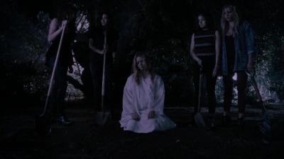 Pretty_Little_Liars_S07E04_WEB-DL_720p_DUAL_WWW_COMANDOTORRENTS_COM_0197.jpg
