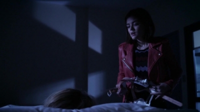 Pretty_Little_Liars_S07E04_WEB-DL_720p_DUAL_WWW_COMANDOTORRENTS_COM_1137.jpg