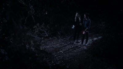 Pretty_Little_Liars_S07E04_WEB-DL_720p_DUAL_WWW_COMANDOTORRENTS_COM_1253.jpg
