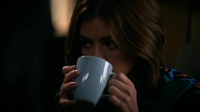 Pretty_Little_Liars_S07E06_WEB-DL_720p_DUAL_WWW_COMANDOTORRENTS_COM_0041.jpg
