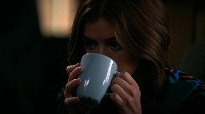 Pretty_Little_Liars_S07E06_WEB-DL_720p_DUAL_WWW_COMANDOTORRENTS_COM_0042.jpg