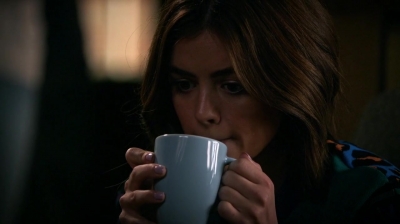 Pretty_Little_Liars_S07E06_WEB-DL_720p_DUAL_WWW_COMANDOTORRENTS_COM_0044.jpg