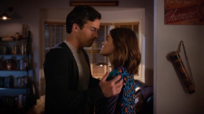 Pretty_Little_Liars_S07E06_WEB-DL_720p_DUAL_WWW_COMANDOTORRENTS_COM_2215.jpg