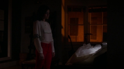 Pretty_Little_Liars_S07E08_WEB-DL_720p_DUAL_WWW_COMANDOTORRENTS_COM_2315.jpg