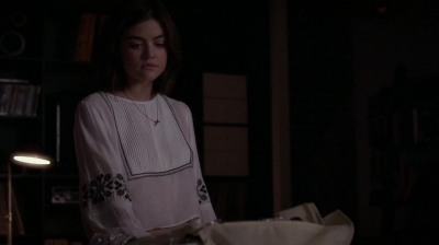 Pretty_Little_Liars_S07E08_WEB-DL_720p_DUAL_WWW_COMANDOTORRENTS_COM_2332.jpg