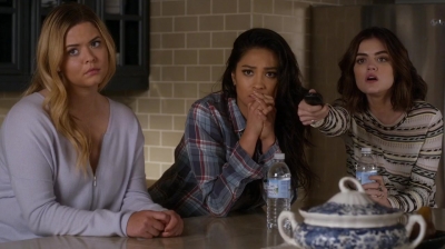 Pretty_Little_Liars_S07E10_WEB-DL_720p_DUAL_WWW_COMANDOTORRENTS_COM_0334.jpg