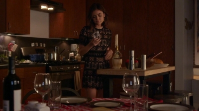 Pretty_Little_Liars_S07E10_WEB-DL_720p_DUAL_WWW_COMANDOTORRENTS_COM_1005.jpg