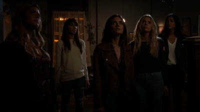 Pretty_Little_Liars_S07E10_WEB-DL_720p_DUAL_WWW_COMANDOTORRENTS_COM_1846.jpg