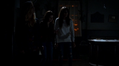 Pretty_Little_Liars_S07E10_WEB-DL_720p_DUAL_WWW_COMANDOTORRENTS_COM_2169.jpg