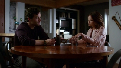 Pretty_Little_Liars_S07E11_WEB-DL_720p_DUAL_WWW_COMANDOTORRENTS_COM_0406.jpg