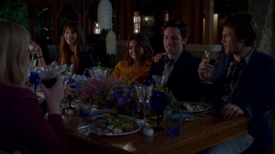 Pretty_Little_Liars_S07E20E21_WEB-DL_720p_DUAL_WWW_COMANDOTORRENTS_COM_0801.jpg