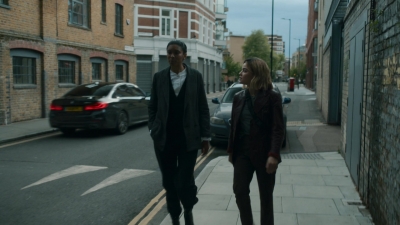 Ragdoll_S01E01_1080p_AMZN_WEB-DL_DDP5_1_H_264-NTb_0676.jpg