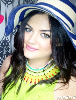 SeventeenMagazine2013-01~0.jpg