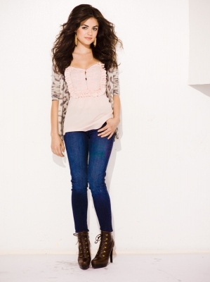 SeventeenMagazinePS2010-079.jpg