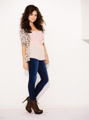 SeventeenMagazinePS2010-090.jpg