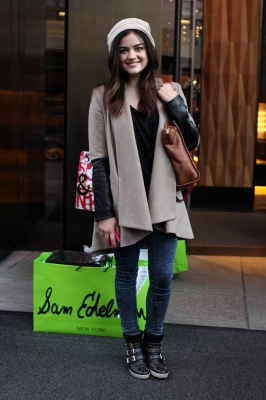 ShoppingInSoho2012-09.jpg