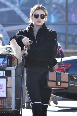 HQ
