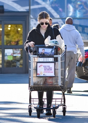 HQ
