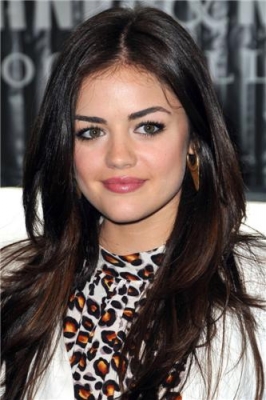 SigningCopiesSeventeen2011-20.jpg