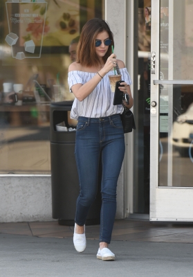 Starbucks2308-023.jpg