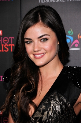 TVGuideMag2011-006.jpg