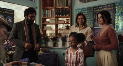 The_Storied_Life_of_A_J_Fikry_2022_1080p_WEBRip_x265-RARBG_3210.jpg