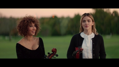 a_nice_girl_like_you_2020_1080p_web_h264-huzzah_0927.jpg