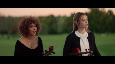 a_nice_girl_like_you_2020_1080p_web_h264-huzzah_0930.jpg