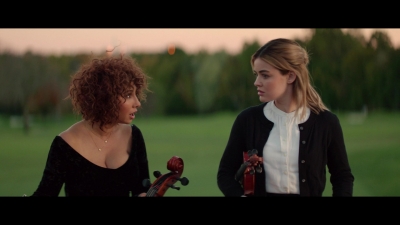a_nice_girl_like_you_2020_1080p_web_h264-huzzah_0932.jpg