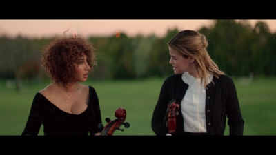 a_nice_girl_like_you_2020_1080p_web_h264-huzzah_0933.jpg