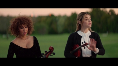a_nice_girl_like_you_2020_1080p_web_h264-huzzah_0942.jpg