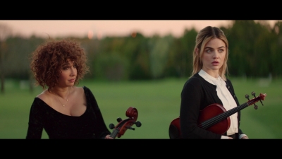 a_nice_girl_like_you_2020_1080p_web_h264-huzzah_0971.jpg