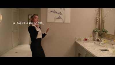 a_nice_girl_like_you_2020_1080p_web_h264-huzzah_1026.jpg