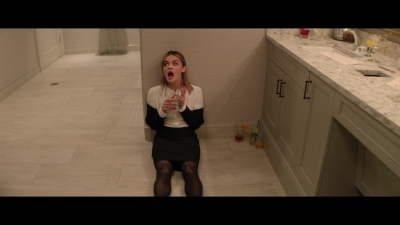 a_nice_girl_like_you_2020_1080p_web_h264-huzzah_1074.jpg
