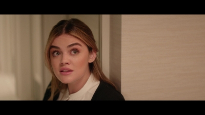 a_nice_girl_like_you_2020_1080p_web_h264-huzzah_1171.jpg