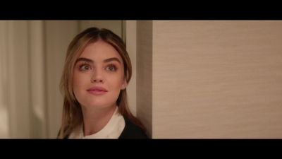 a_nice_girl_like_you_2020_1080p_web_h264-huzzah_1224.jpg