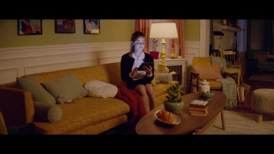 a_nice_girl_like_you_2020_1080p_web_h264-huzzah_1360.jpg