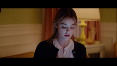 a_nice_girl_like_you_2020_1080p_web_h264-huzzah_1362.jpg