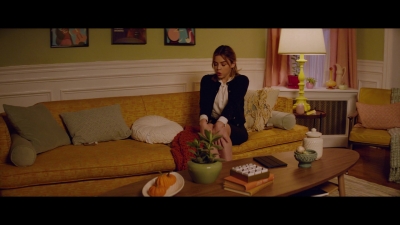 a_nice_girl_like_you_2020_1080p_web_h264-huzzah_1399.jpg