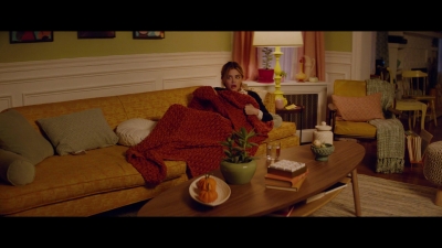 a_nice_girl_like_you_2020_1080p_web_h264-huzzah_1427.jpg
