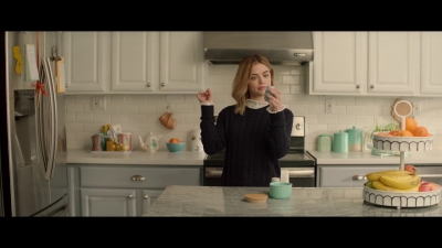 a_nice_girl_like_you_2020_1080p_web_h264-huzzah_1519.jpg