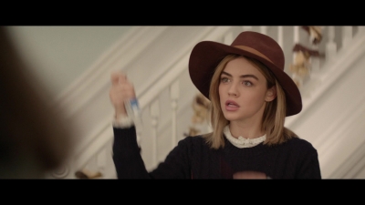 a_nice_girl_like_you_2020_1080p_web_h264-huzzah_1580.jpg