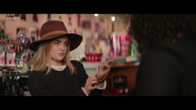 a_nice_girl_like_you_2020_1080p_web_h264-huzzah_1648.jpg