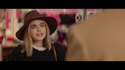 a_nice_girl_like_you_2020_1080p_web_h264-huzzah_1705.jpg