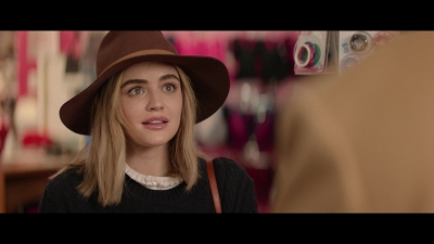 a_nice_girl_like_you_2020_1080p_web_h264-huzzah_1718.jpg