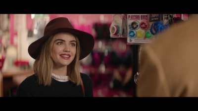 a_nice_girl_like_you_2020_1080p_web_h264-huzzah_1776.jpg