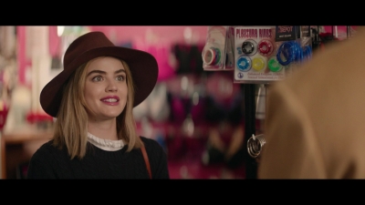 a_nice_girl_like_you_2020_1080p_web_h264-huzzah_1788.jpg