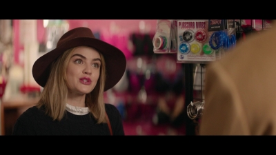 a_nice_girl_like_you_2020_1080p_web_h264-huzzah_1792.jpg